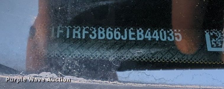 image for item NZ9580 2018 Ford F350 Super Duty  utility bed pickup truck