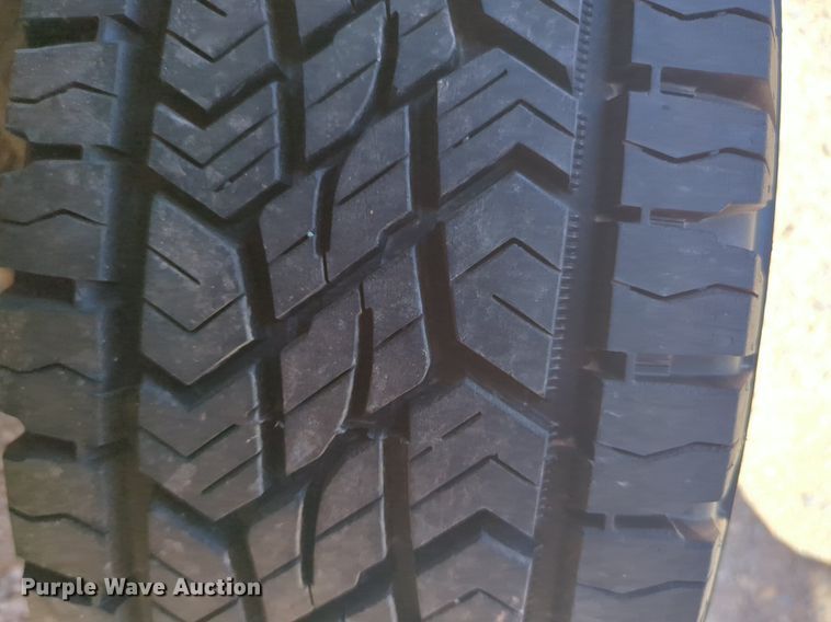 image for item NZ9581 2018 Ford F350 Super Duty  utility bed pickup truck