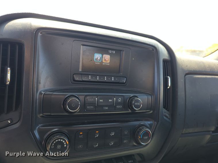 image for item NZ9583 2016 Chevrolet Silverado 3500HD utility bed pickup truck