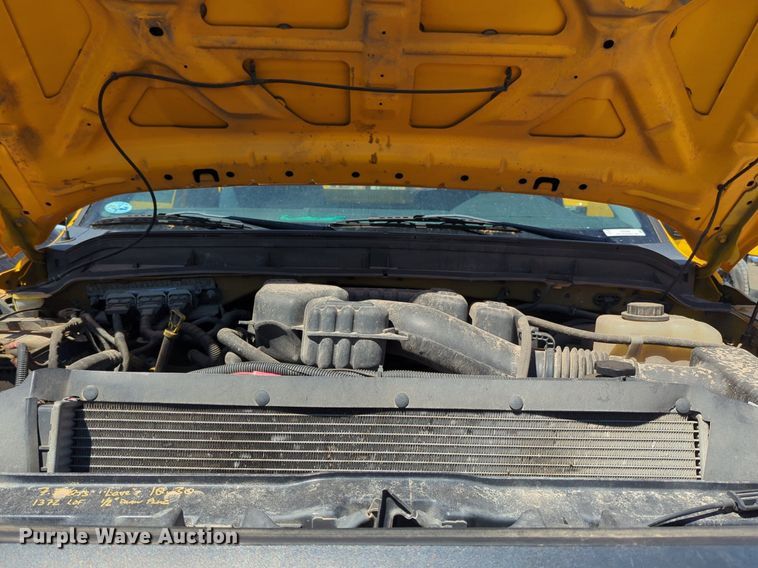 image for item NZ9586 2015 Ford F350 Super Duty utility bed pickup truck