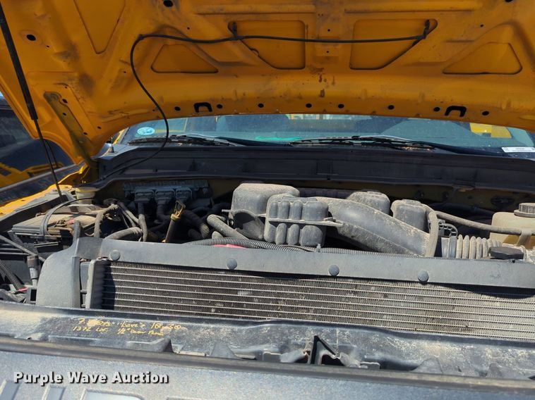 image for item NZ9586 2015 Ford F350 Super Duty utility bed pickup truck