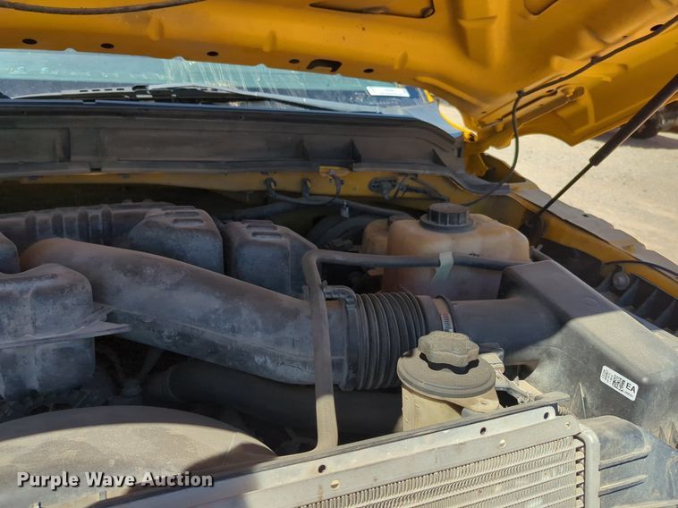 image for item NZ9590 2015 Ford F350 Super Duty utility bed pickup truck