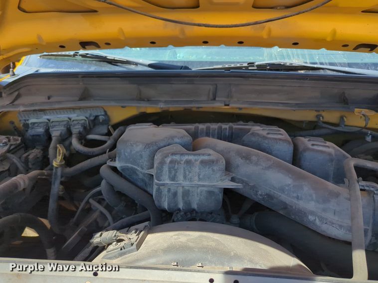 image for item NZ9590 2015 Ford F350 Super Duty utility bed pickup truck