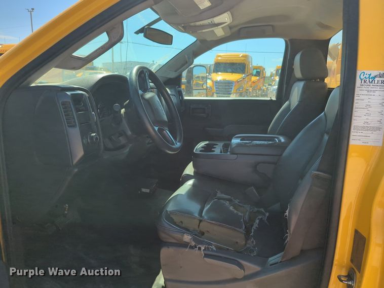 image for item NZ9593 2015 Chevrolet Silverado 3500HD utility bed pickup truck