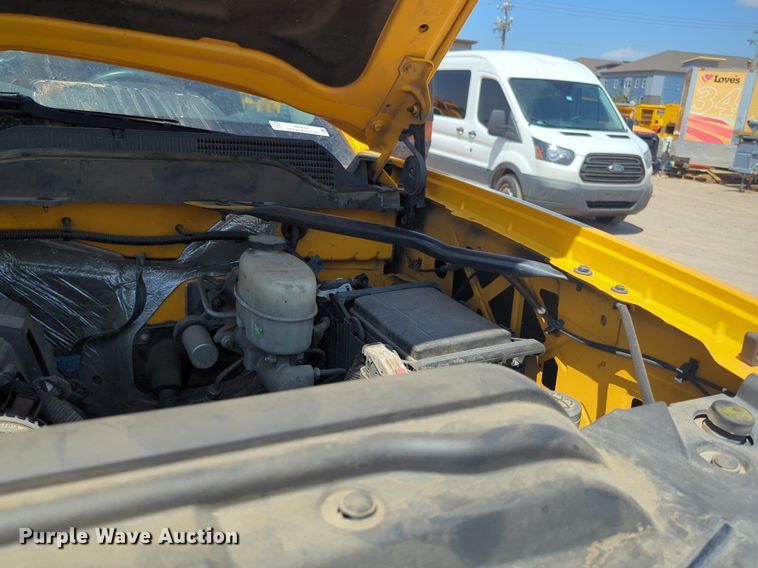 image for item NZ9594 2018 Chevrolet Silverado 3500HD utility bed pickup truck