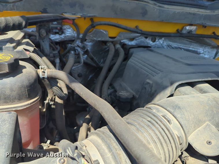 image for item NZ9594 2018 Chevrolet Silverado 3500HD utility bed pickup truck