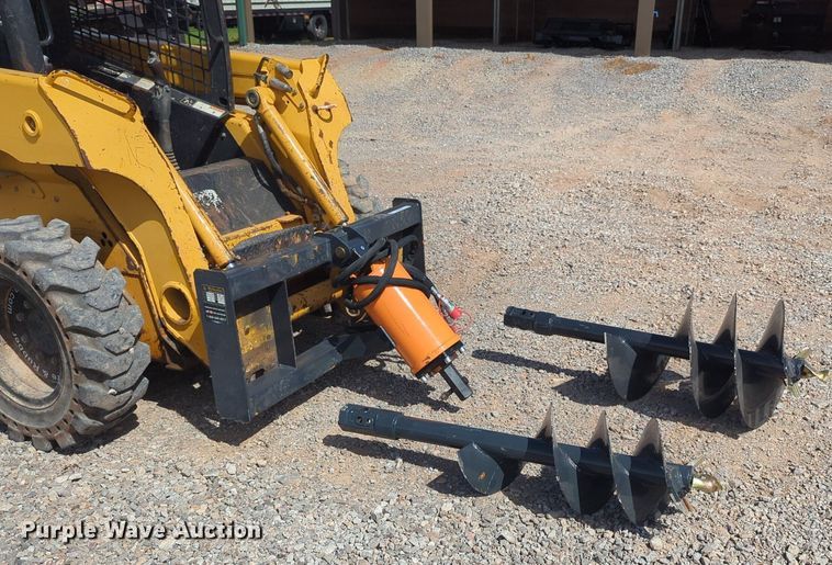 image for item NZ9608 2023 Wolverine SDB-13-1218R skid steer auger