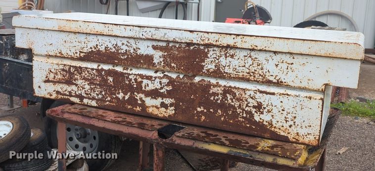 image for item NZ9639 (2) toolboxes