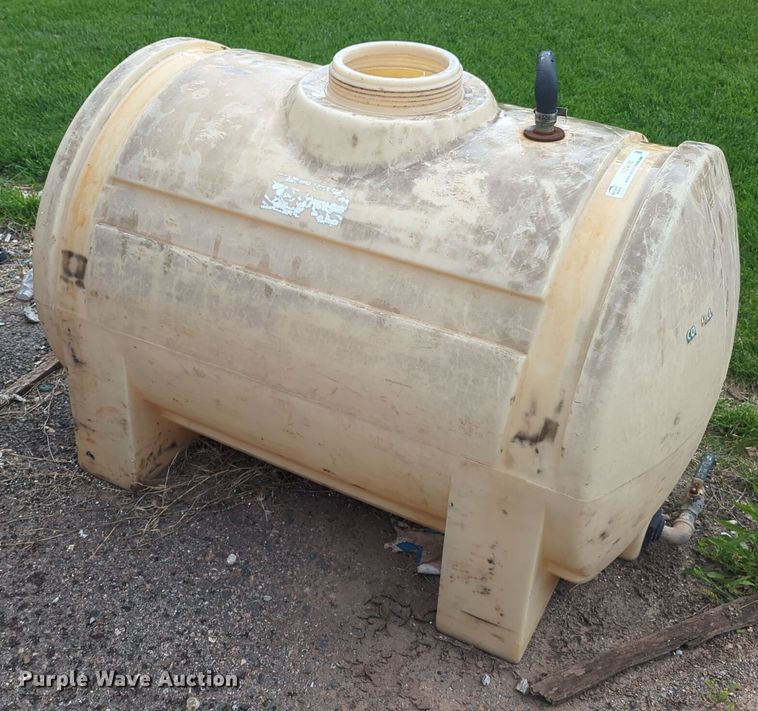 image for item NZ9640 Poly tank