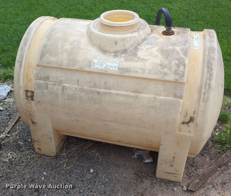 image for item NZ9640 Poly tank