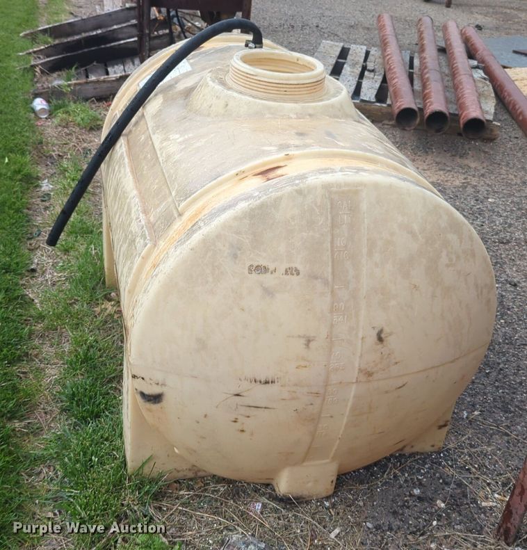 image for item NZ9640 Poly tank