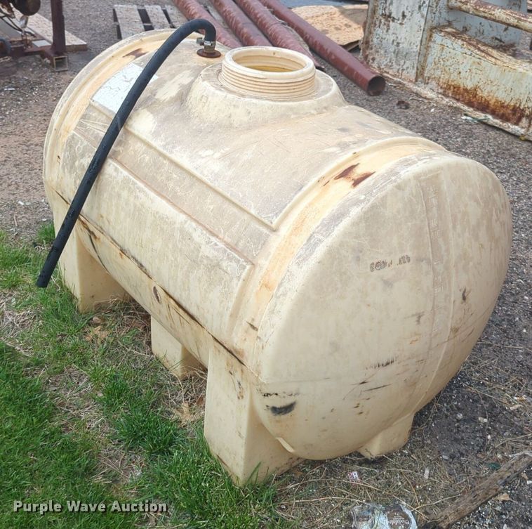 image for item NZ9640 Poly tank