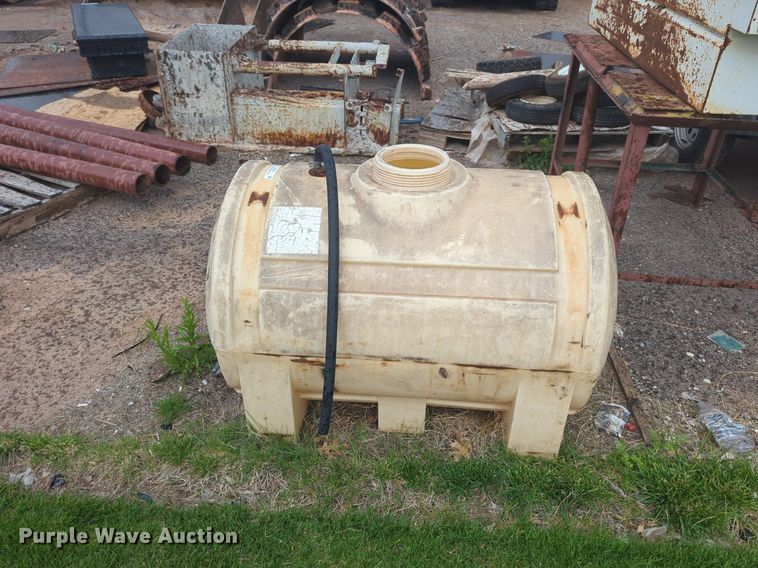 image for item NZ9640 Poly tank