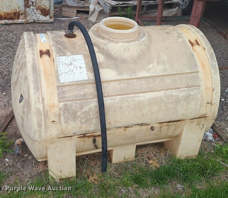 image for item NZ9640 Poly tank