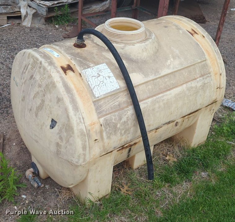 image for item NZ9640 Poly tank