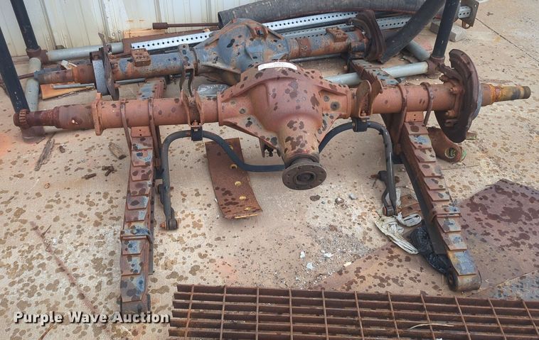 image for item NZ9642 (2) axle assemblies 