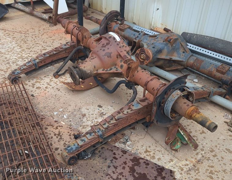 image for item NZ9642 (2) axle assemblies 