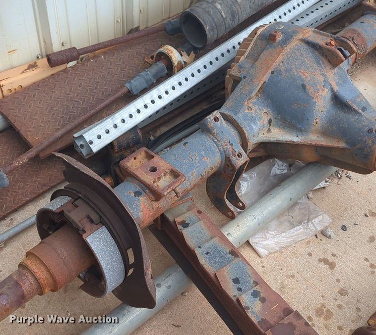 image for item NZ9642 (2) axle assemblies 