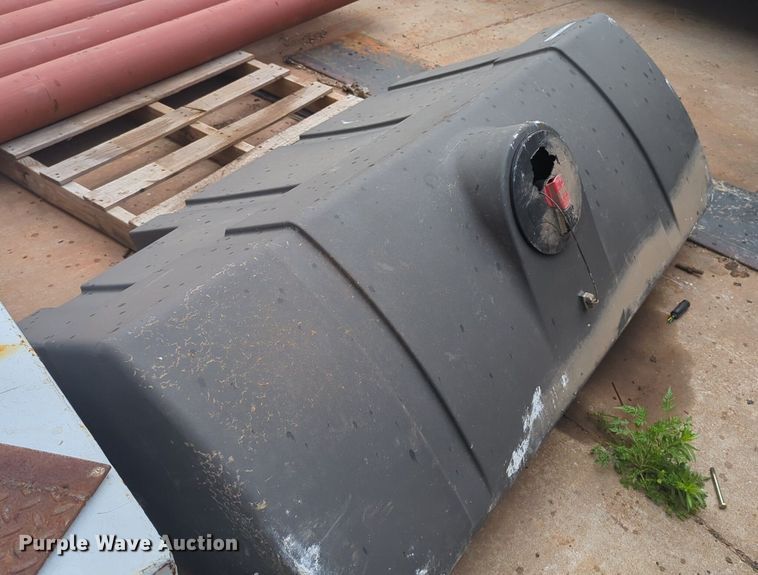 image for item NZ9643 Poly tank