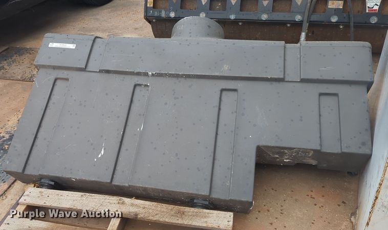 image for item NZ9643 Poly tank