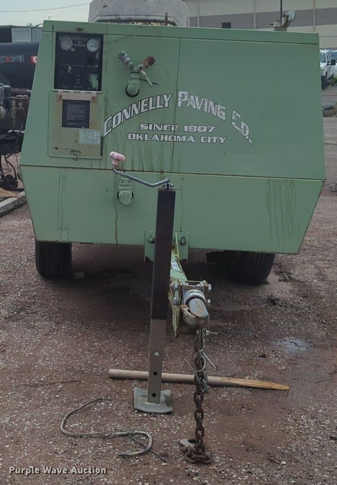 image for item NZ9646 Sullair 185 air compressor