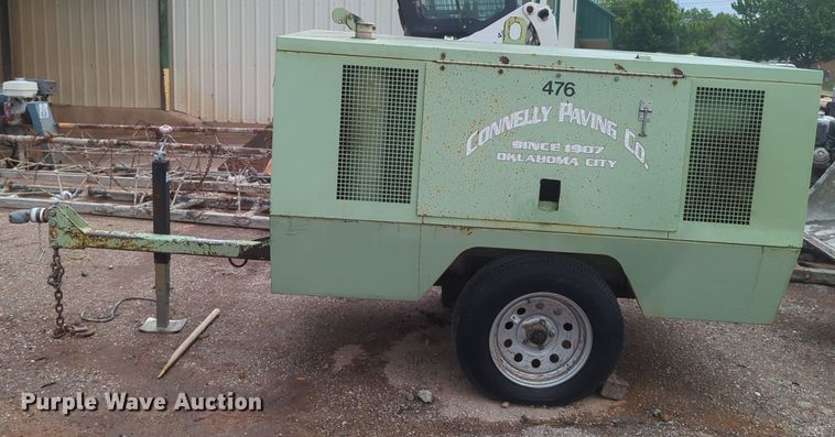 image for item NZ9646 Sullair 185 air compressor