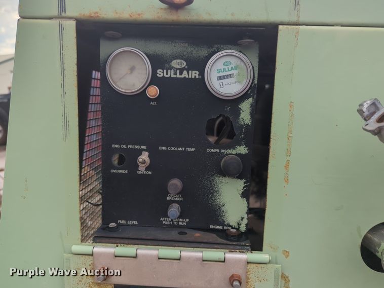 image for item NZ9646 Sullair 185 air compressor