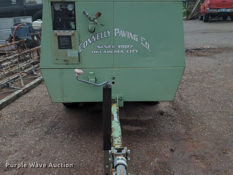 image for item NZ9646 Sullair 185 air compressor