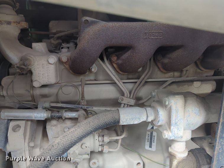 image for item NZ9646 Sullair 185 air compressor