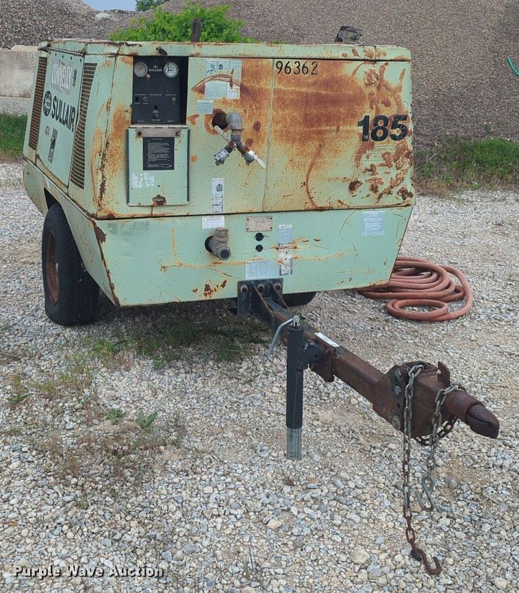 image for item NZ9647 Sullair 185 air compressor