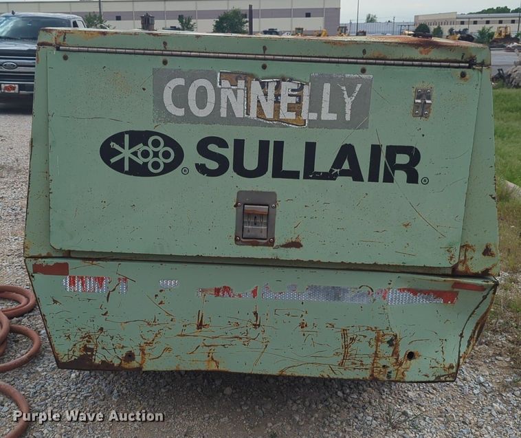 image for item NZ9647 Sullair 185 air compressor