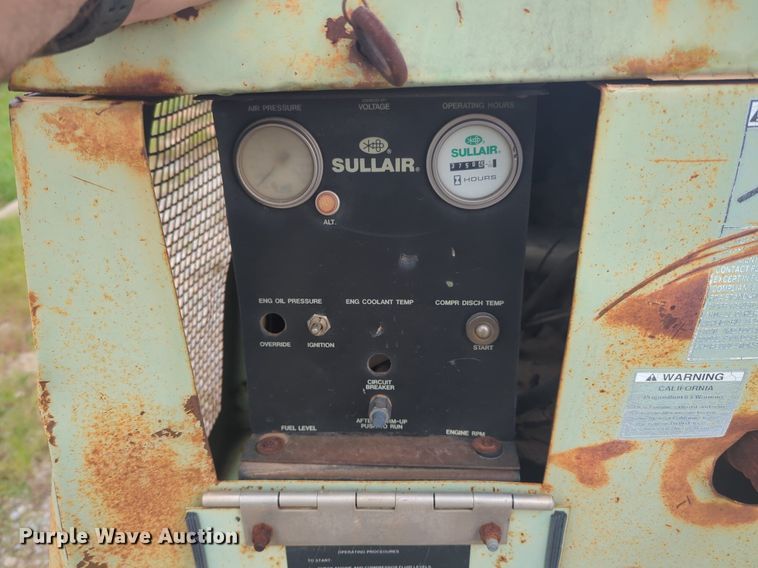 image for item NZ9647 Sullair 185 air compressor