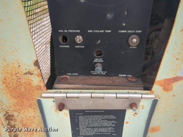 image for item NZ9647 Sullair 185 air compressor