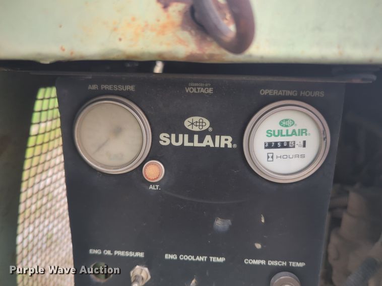 image for item NZ9647 Sullair 185 air compressor