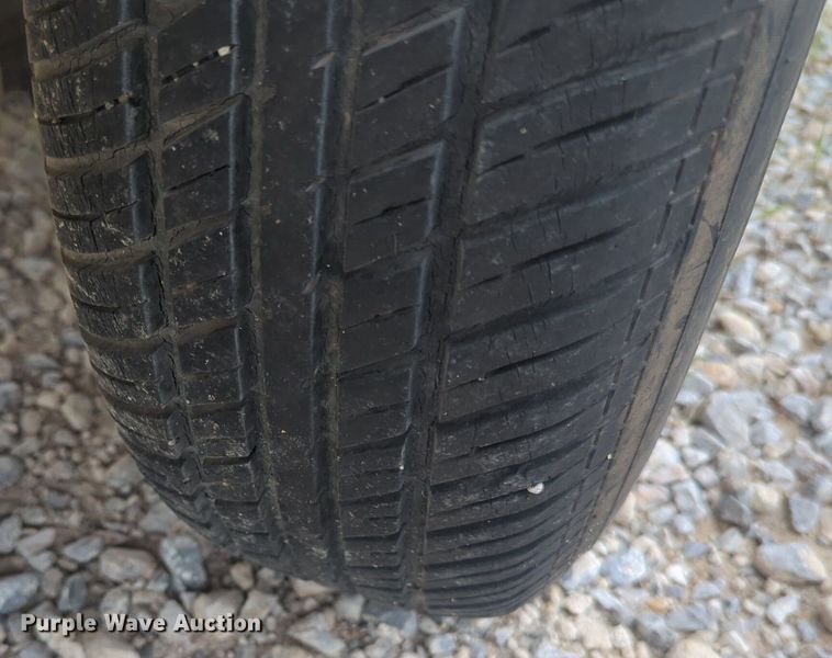 image for item NZ9647 Sullair 185 air compressor