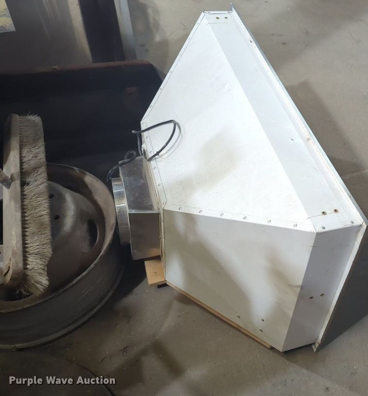 image for item NZ9648 Restaurant equipment 