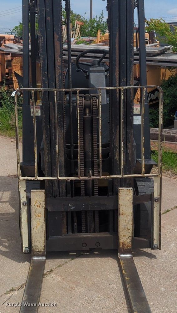 image for item NZ9650 Yale G0050TFNUAE0820S forklift