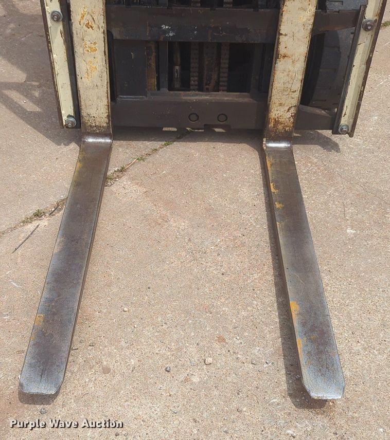 image for item NZ9650 Yale G0050TFNUAE0820S forklift