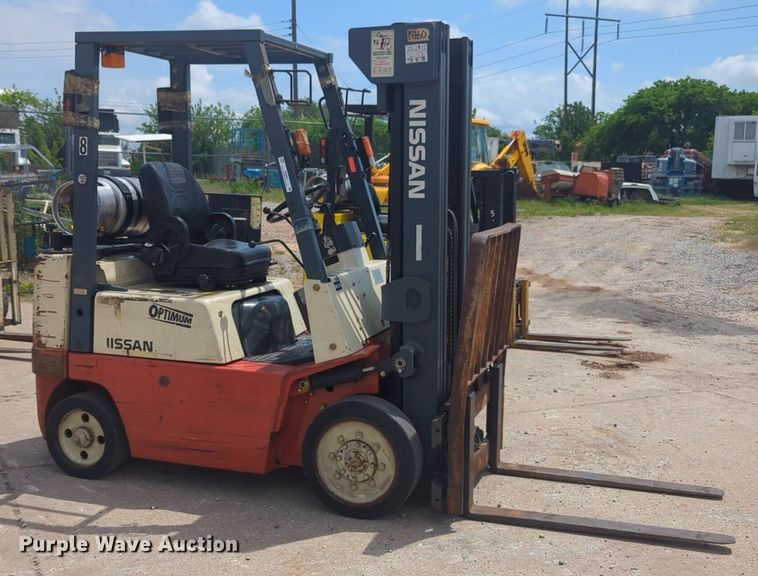 image for item NZ9651 Nissan forklift