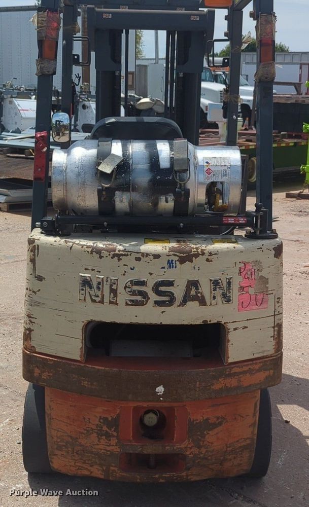 image for item NZ9651 Nissan forklift