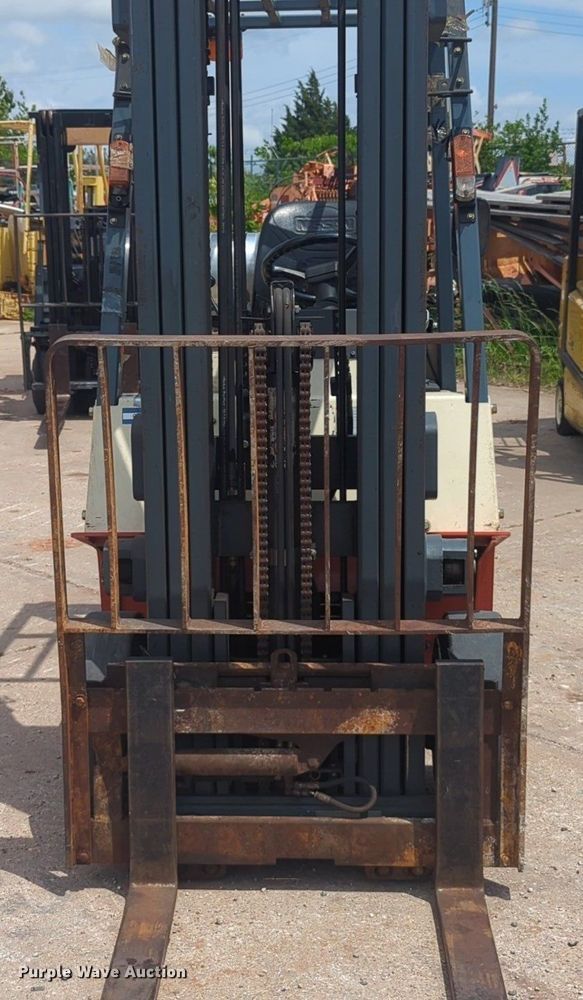 image for item NZ9651 Nissan forklift