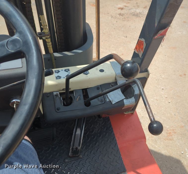 image for item NZ9651 Nissan forklift