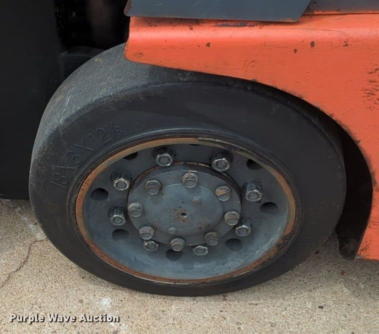 image for item NZ9652 Toyota 7FGCU18 forklift