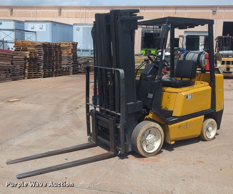 image for item NZ9653 Yale GLC050TENUAQ083.5 forklift