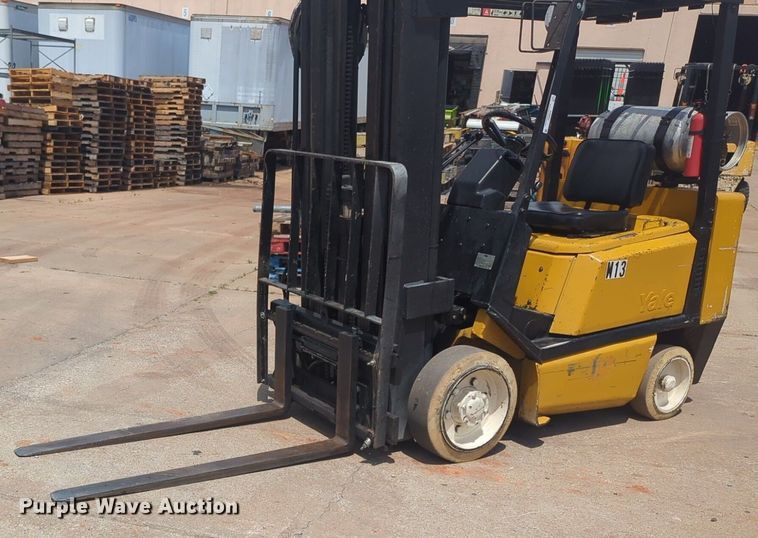 image for item NZ9653 Yale GLC050TENUAQ083.5 forklift