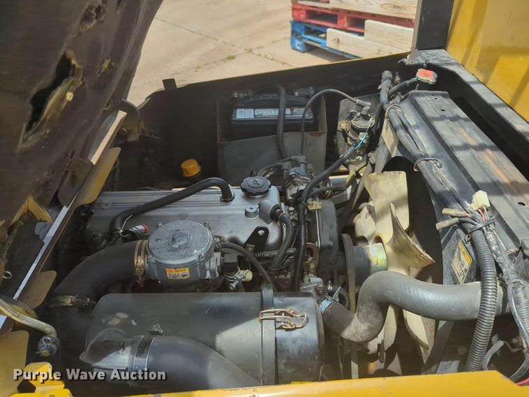 image for item NZ9653 Yale GLC050TENUAQ083.5 forklift