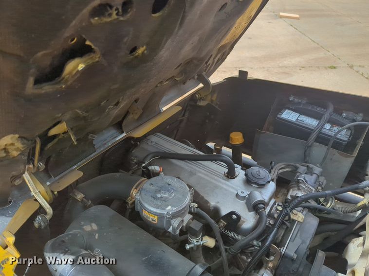 image for item NZ9653 Yale GLC050TENUAQ083.5 forklift