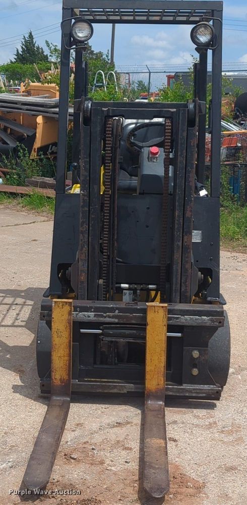 image for item NZ9654 Yale GLC040AFNUAV061 forklift