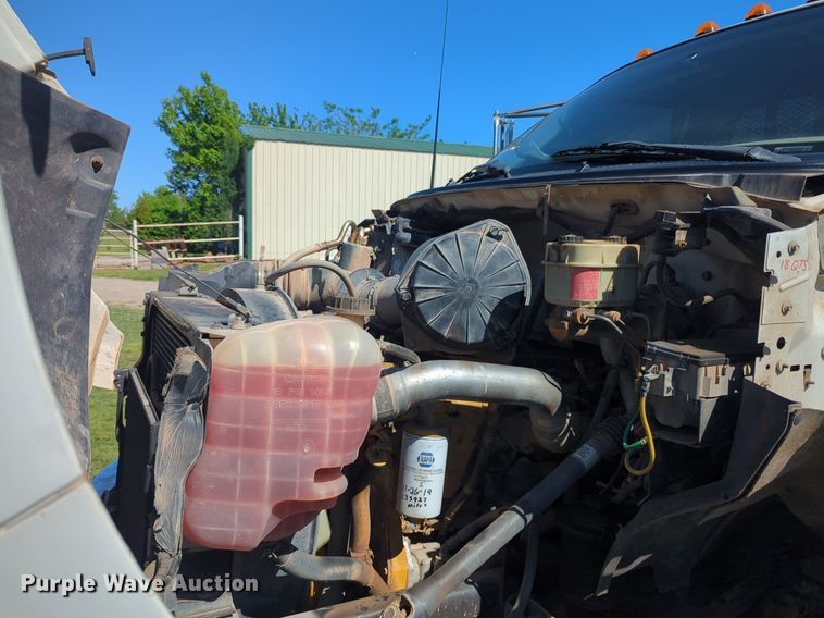 image for item NZ9683 2006 Ford F650 Super Duty flatbed truck