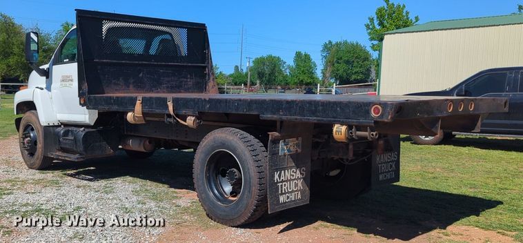 image for item NZ9684 2005 GMC C6500 dump flatbed truck